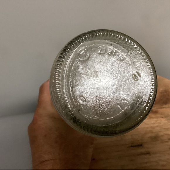 Vintage - 1980’s - 16oz Glass Pepsi-Cola Swirl Designed Bottle - Collectible - Picture 10 of 16